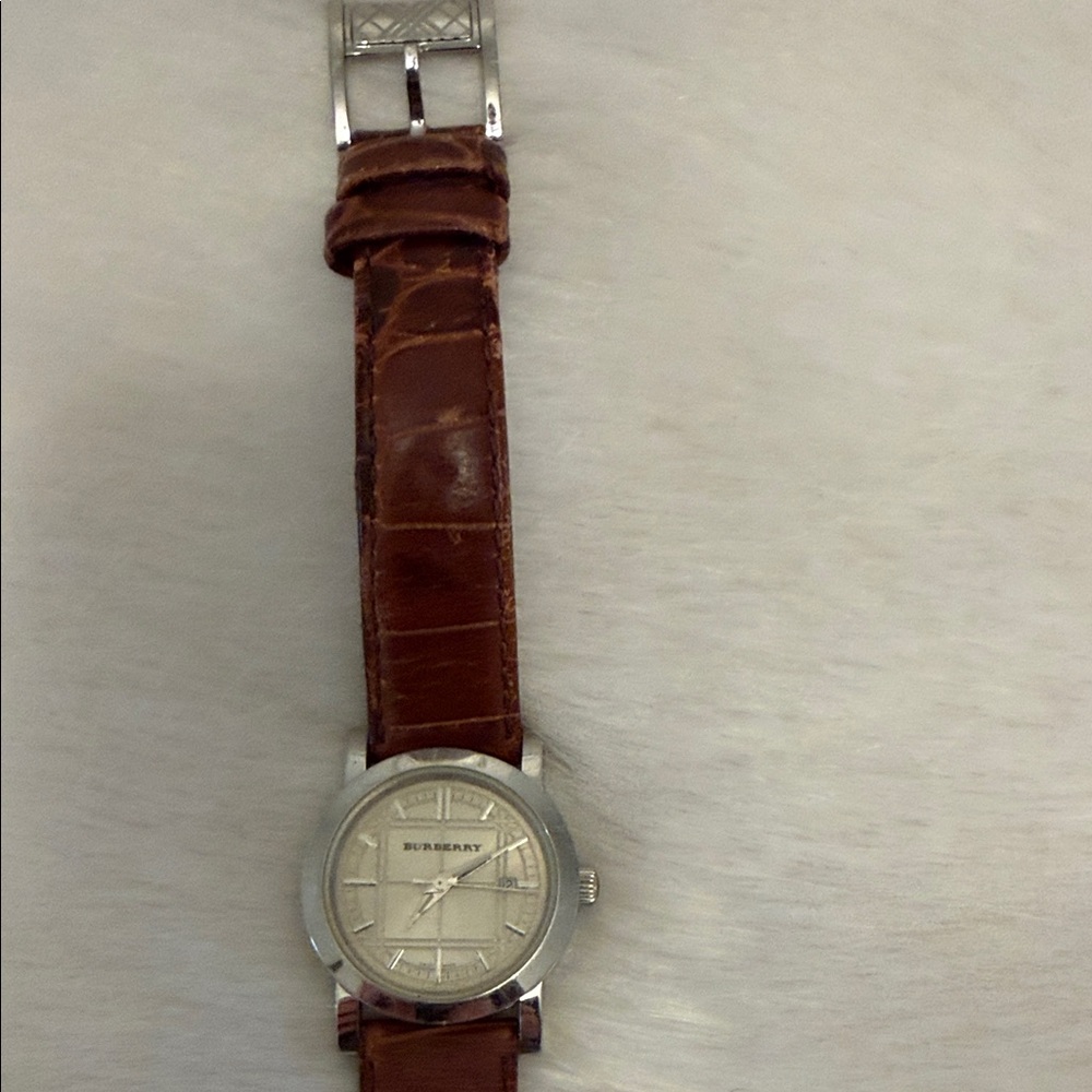 Burberry Silver and Brown Women’s Watch - Picture 3 of 8